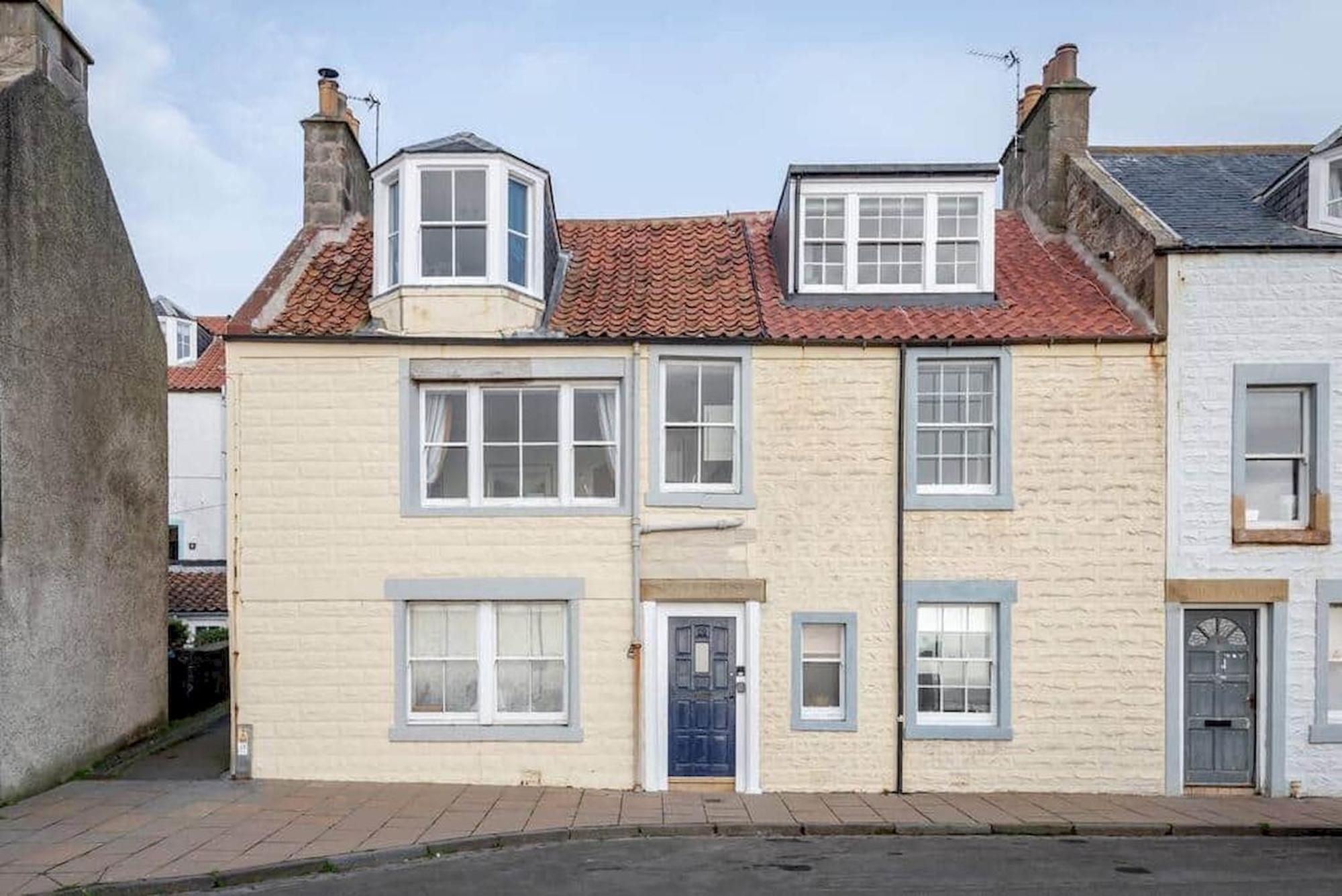 Shore House -